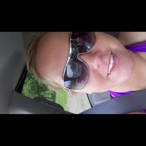 Meet your Posher, Karen